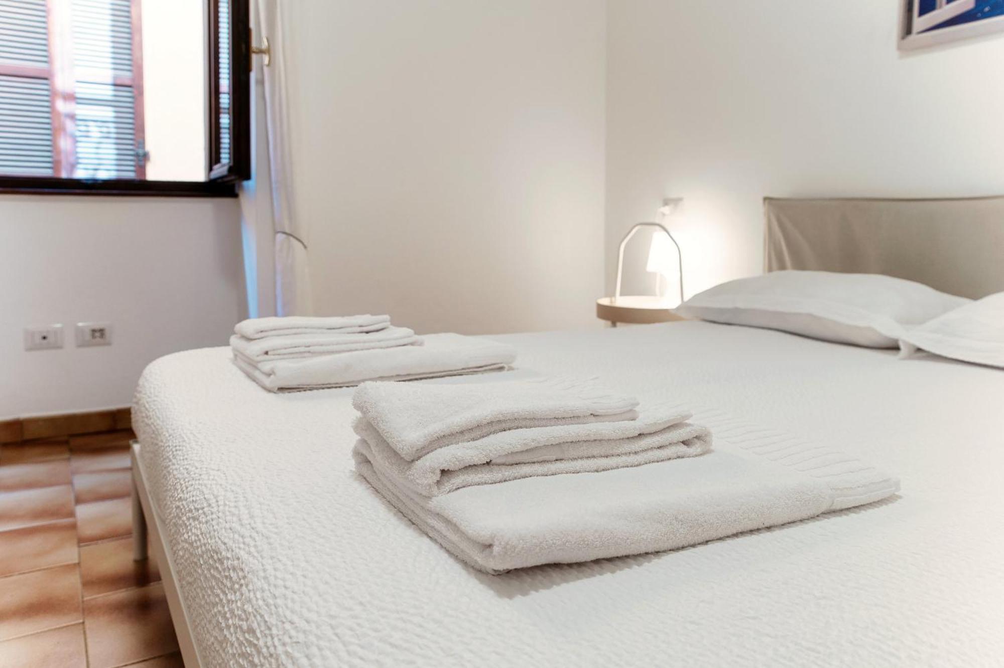 Ortensia Apartment Bellagio Buitenkant foto